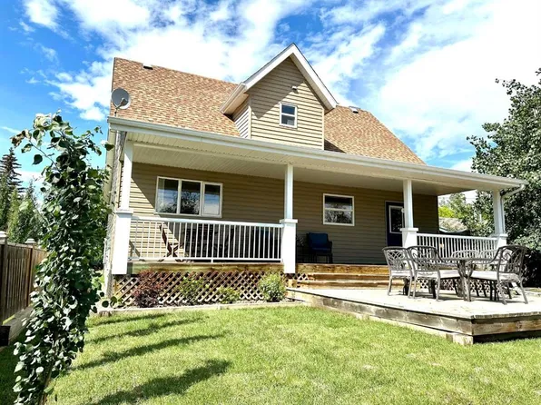 5028 N Lakeshore Dr, Sylvan Lake, AB T4S 1A7