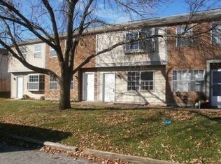 1453 Worthington Row Dr, Columbus, OH 43235