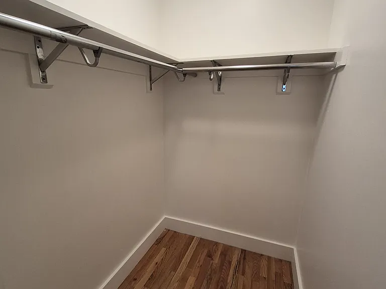 252 S Avenue 18 #1 — Photo 12
