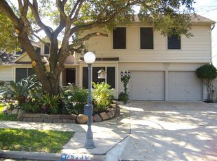 7523 Stamen Dr, Houston, TX 77041