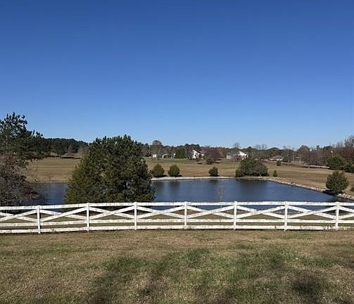 2nd image of 3637 Linda Drive