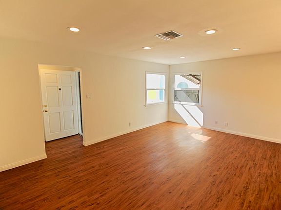 Living room 1