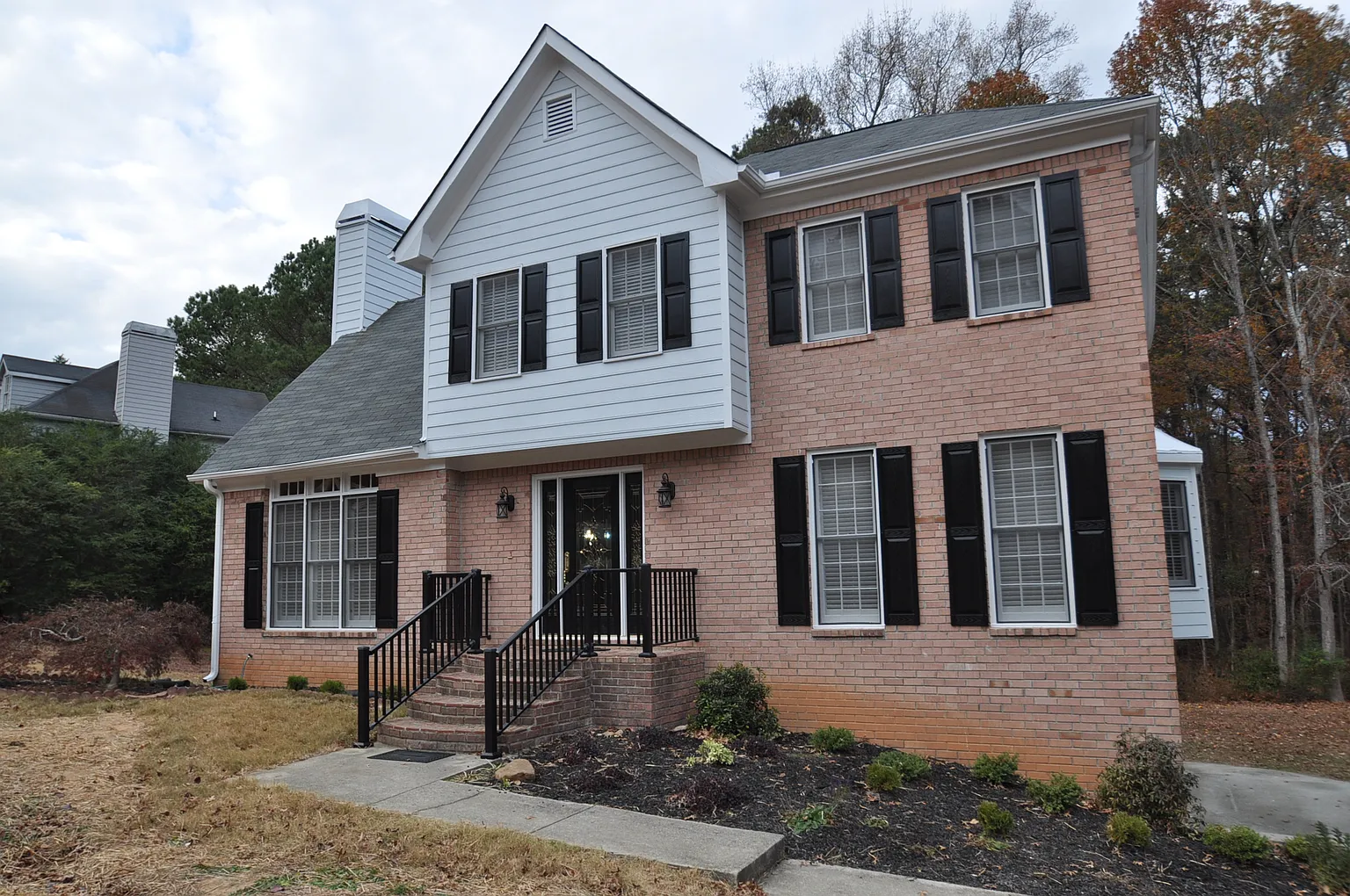 1115 Pebble Bend Dr photo 1