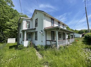 2101 Woolen Mills Rd, Albright, WV 26519