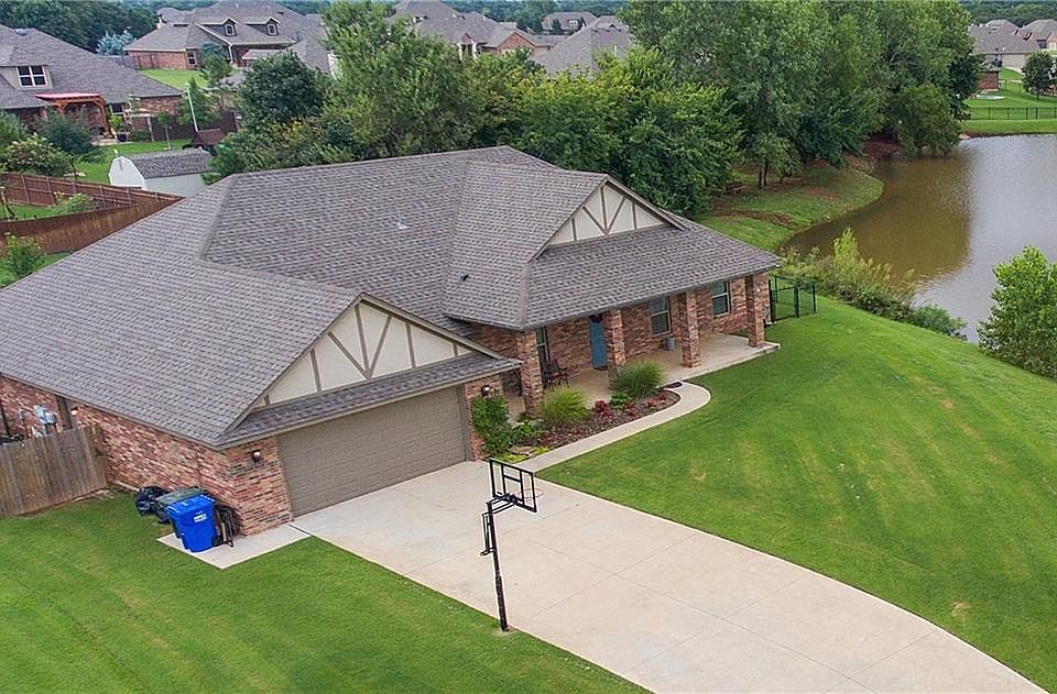1st image of 1320 Ashley Cir