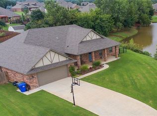 1320 Ashley Cir, Edmond, OK 73025