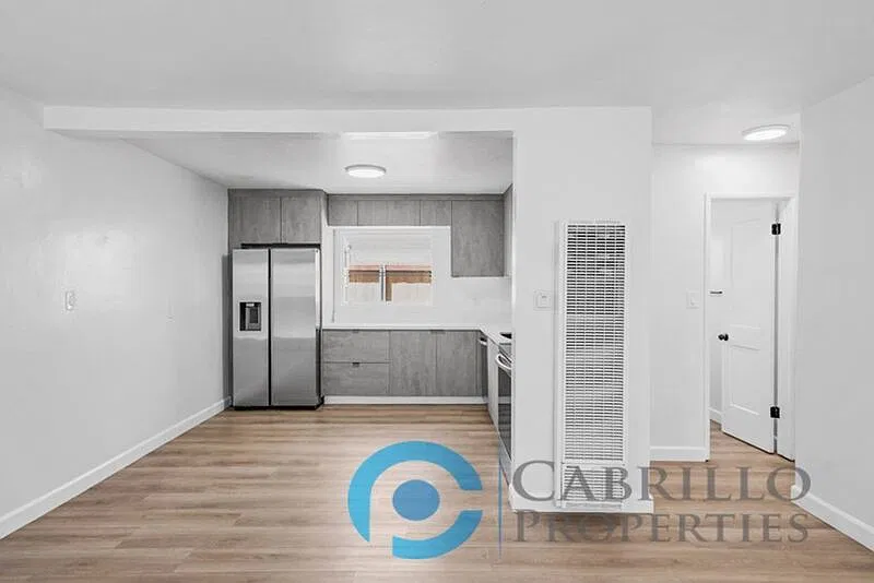 2 bed, 1.0 bath, 800 sqft, $2,695 — Photo 2