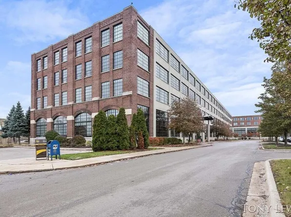 801 Broadway Ave NW #433-435, Grand Rapids, MI 49504