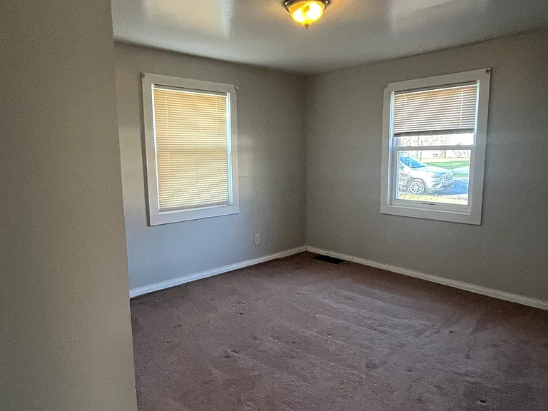 25 Shirley Ln #22 — Photo 9