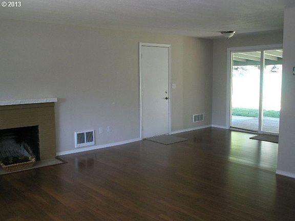 5th image of 12504 NE 76th St