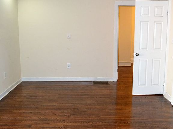 2nd image of 3257 W Montrose Ave #1