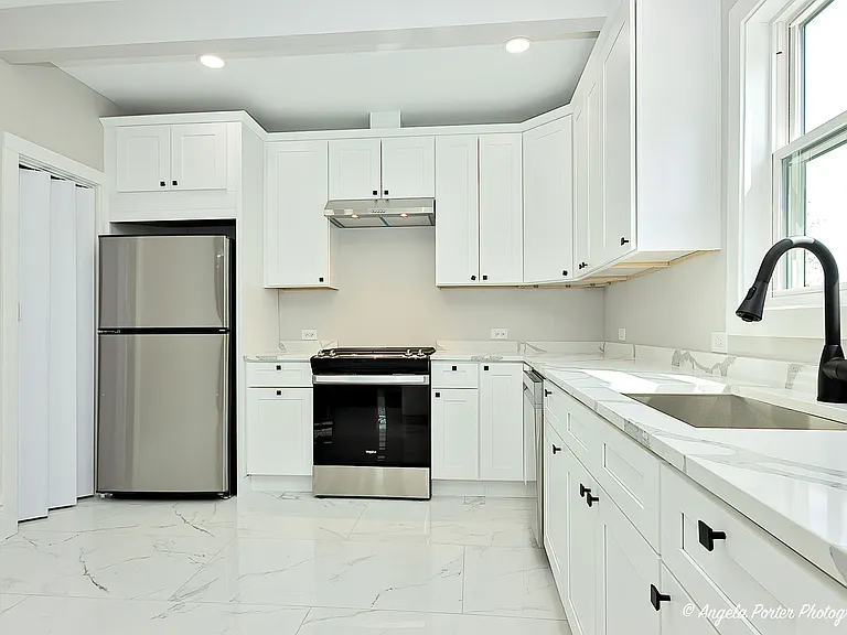62 Pine St #A — Photo 15