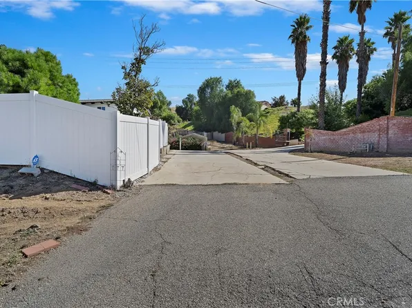 2200 Reche Canyon Rd, Colton, CA 92324