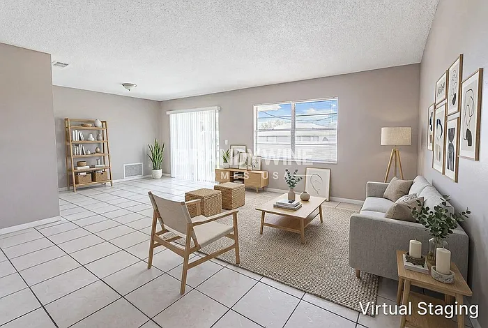 6433 Sardina Blvd — Photo 3