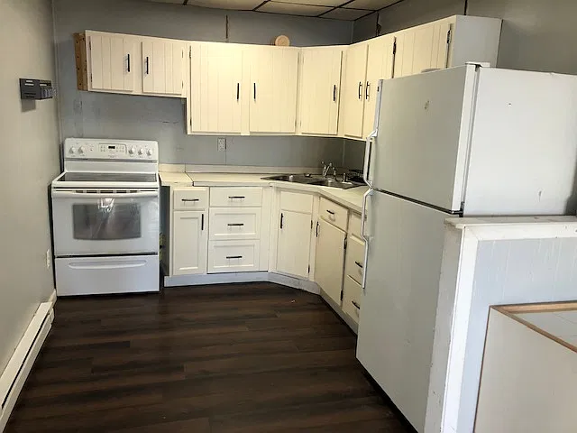 2 bed, 1040 sqft, $1,350 — Photo 1