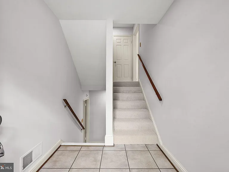 6056 Morgan Ct — Photo 9