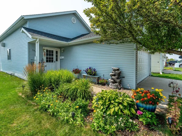 5022 10th Ave S, Fargo, ND 58103