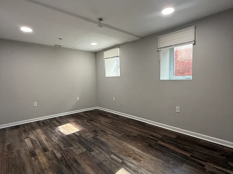 537 N 64th St #2 — Photo 19