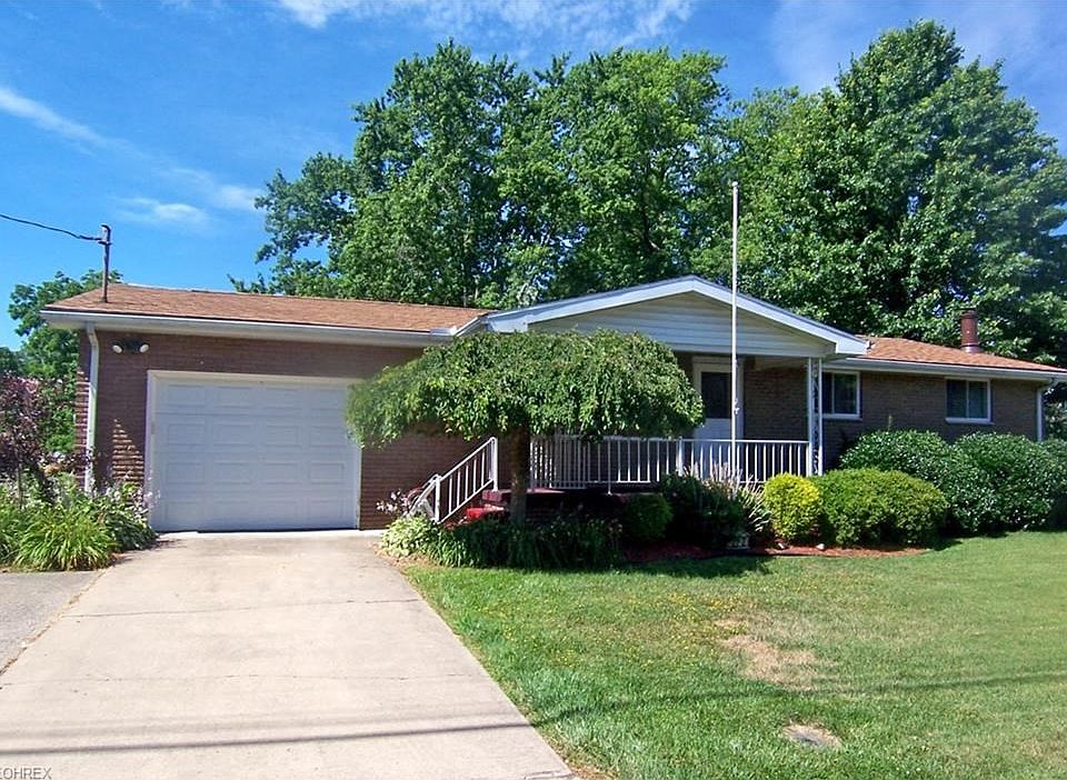 1st image of 272 Orange Dr