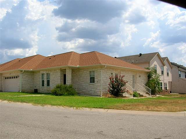 1st image of 1504 Claremont Cir