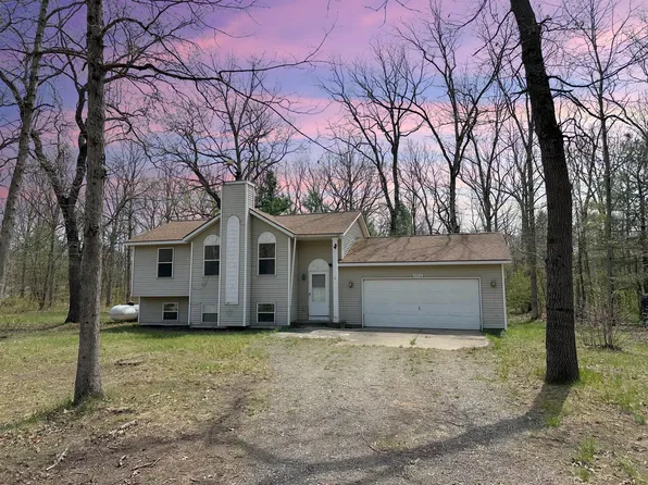 4372 Moore Rd, Allegan, MI 49010