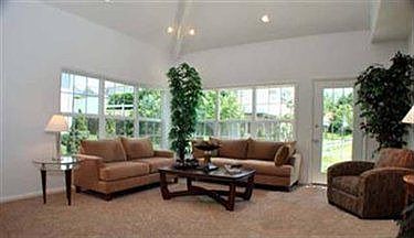 5th image of 115 Blossom Ln #2