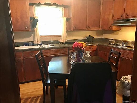 5th image of 109 E Turner St #1-3-7