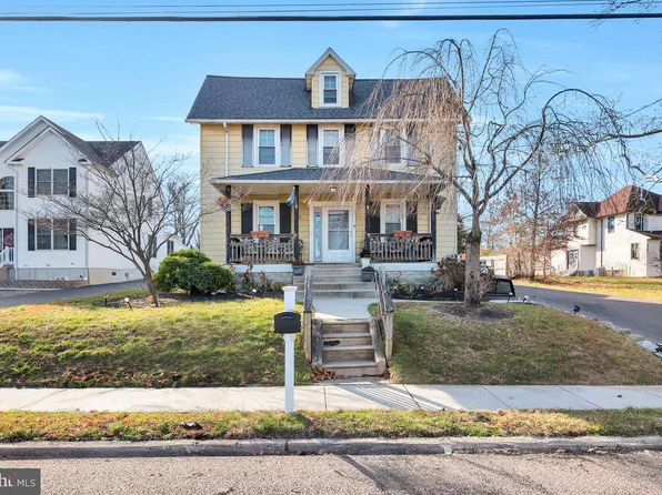 232 Shreve Ave, Barrington, NJ 08007