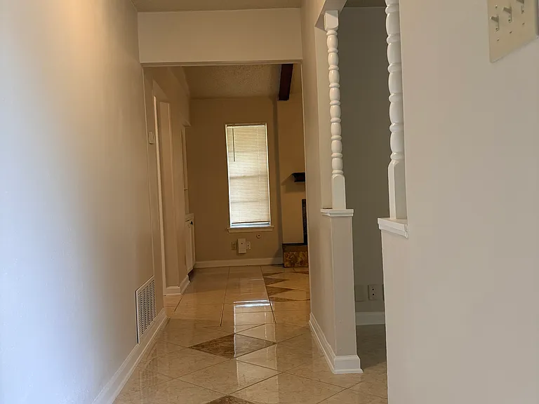 4514 Temple Hl — Photo 4