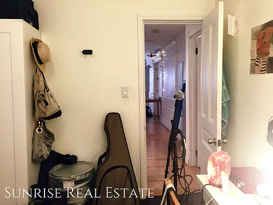 Rented by Sunrise Real Estate | media 41