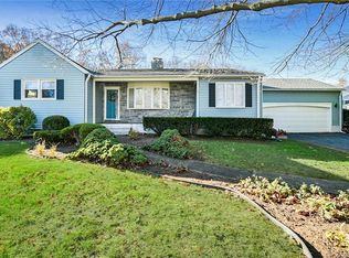 90 Stoddard Rd, Waterbury, CT 06708