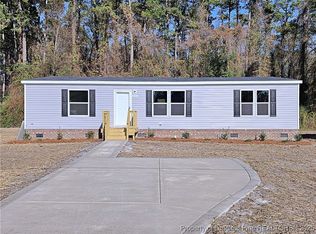 4053 Lodge Dr, Wade, NC 28395