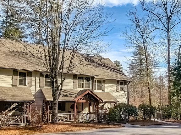 4th image of 620 Sapphire Valley Road #C