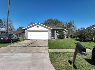 4706 E Ridge Creek Dr, Houston, TX 77053