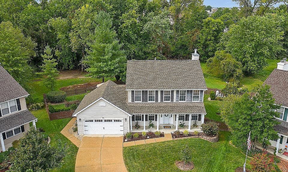 2nd image of 88 Poplarshade Ct