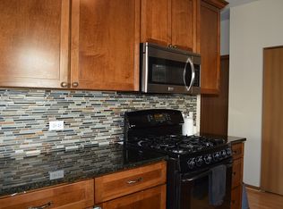 1067 Viewpoint Dr, Lake In The Hills, IL 60156