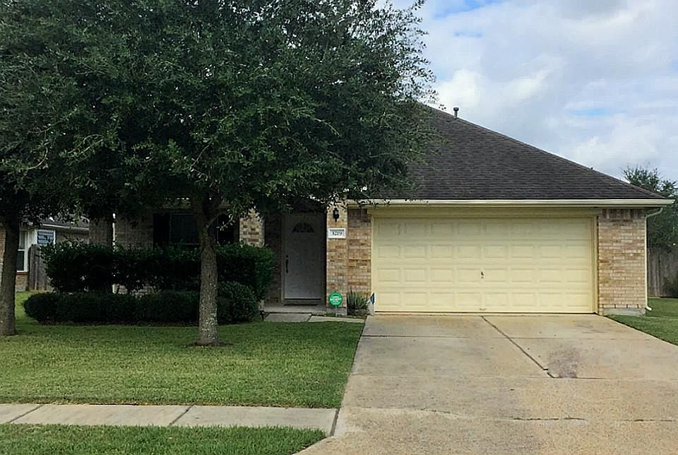 1st image of 3219 Meadow Bay Ln