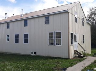 118 Square Rd, Palmyra, ME 04965