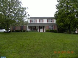 2475 Pioneer Rd, Hatboro, PA 19040