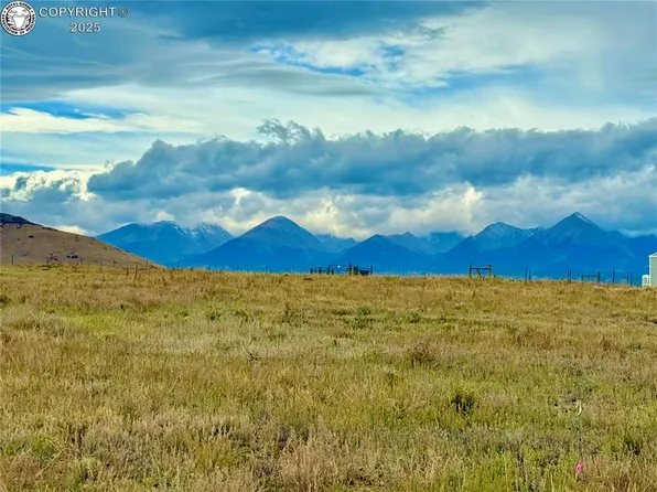 135 Fawn St, Westcliffe, CO 81252