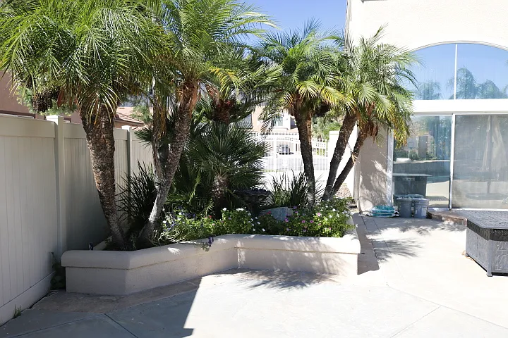 14049 Claremont Ln — Photo 38