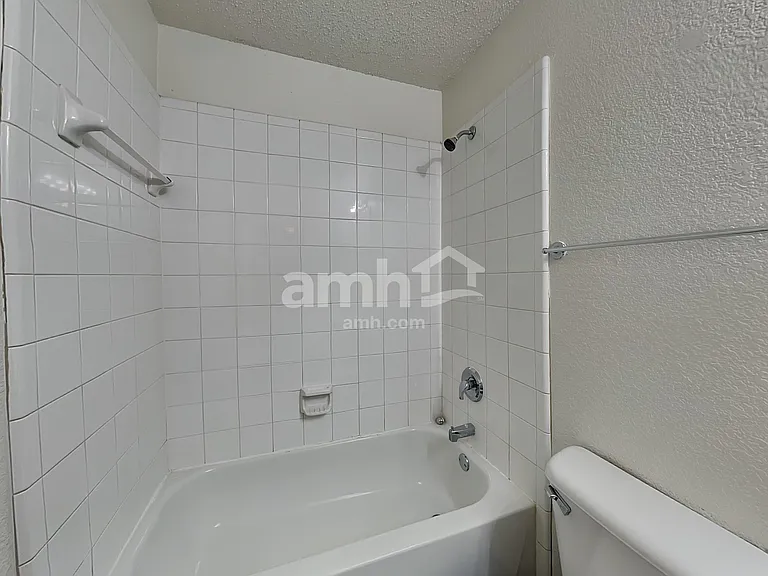 1601 White Oak Rd — Photo 15