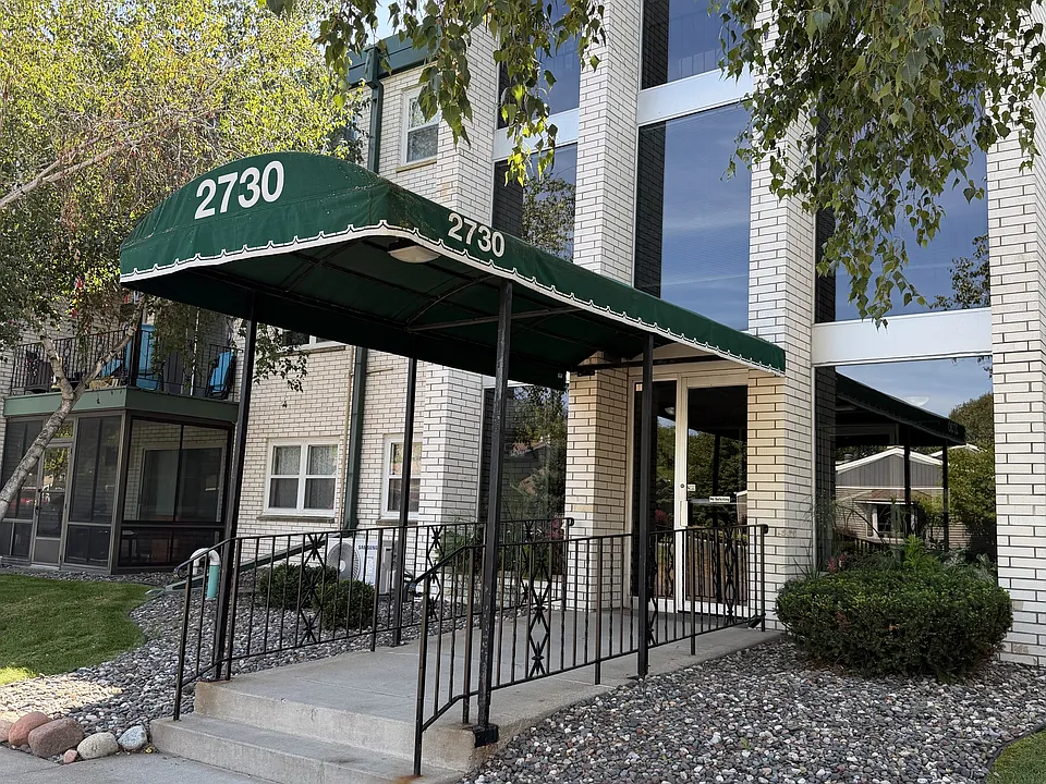 2730 Dale St N #1-306