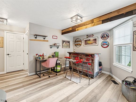 5th image of 1263 Watermark Ln