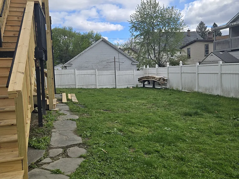 310 William St #3 — Photo 12
