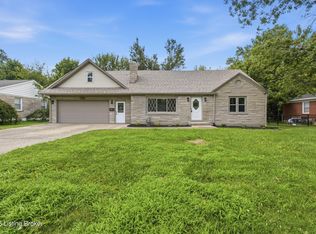 1904 Farrington Dr, Louisville, KY 40216