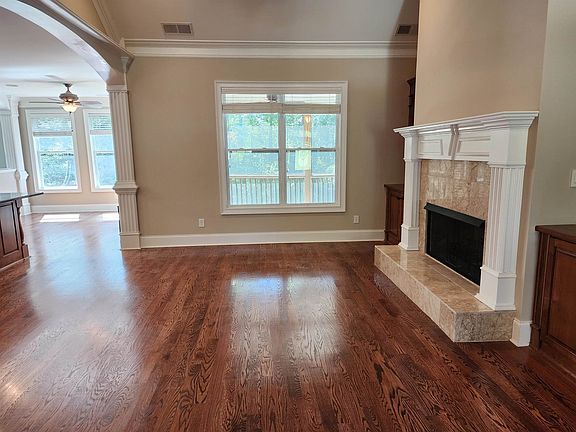 5th image of 1091 Bouldercrest Way