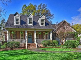 2844 Forest Dr, Charlotte, NC 28211