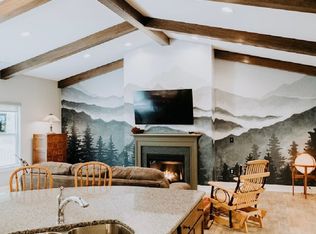 218 Holcombe Cove Rd, Candler, NC 28715