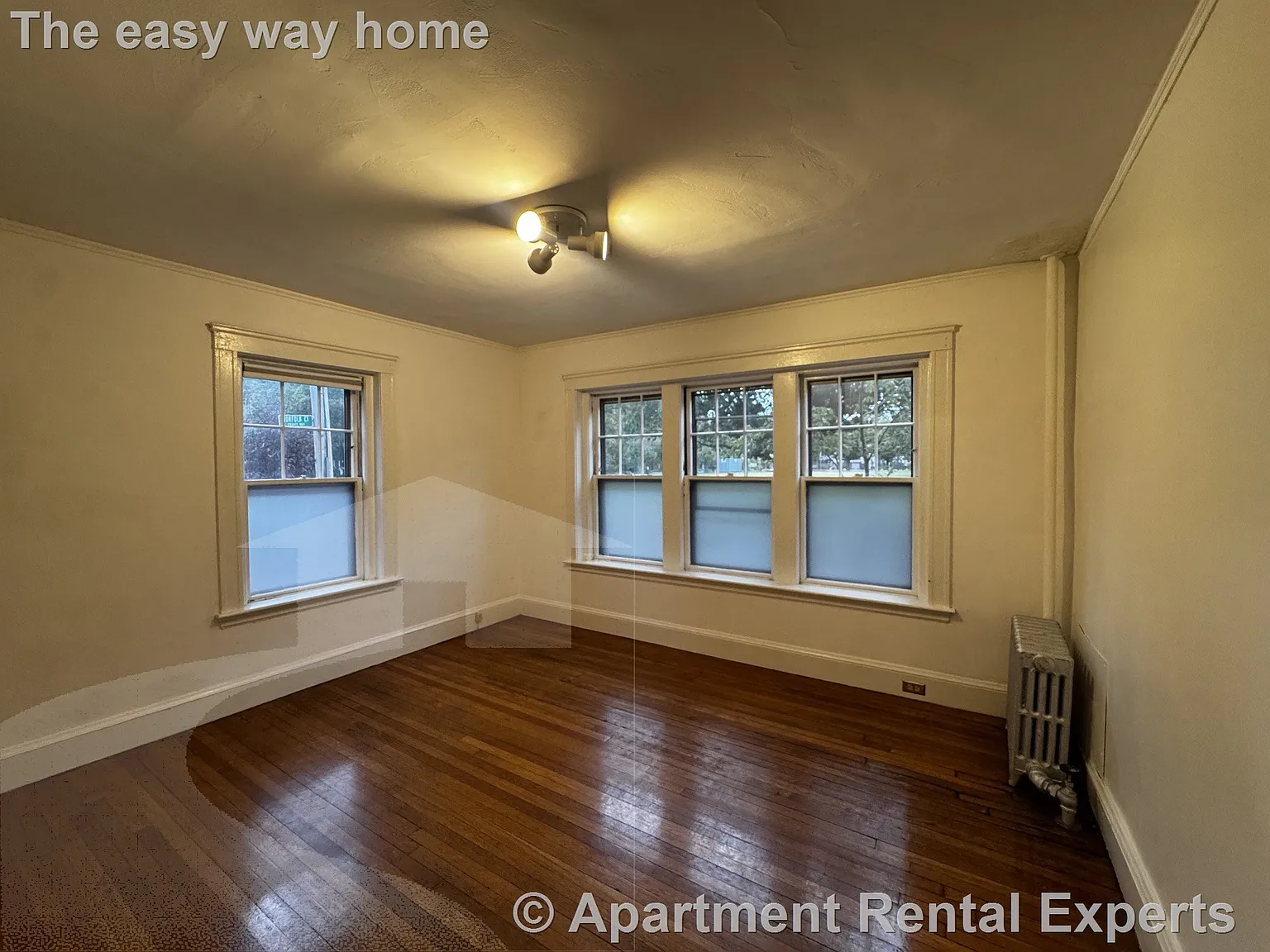 1 bed, 1.0 bath, $2,700 — Photo 1